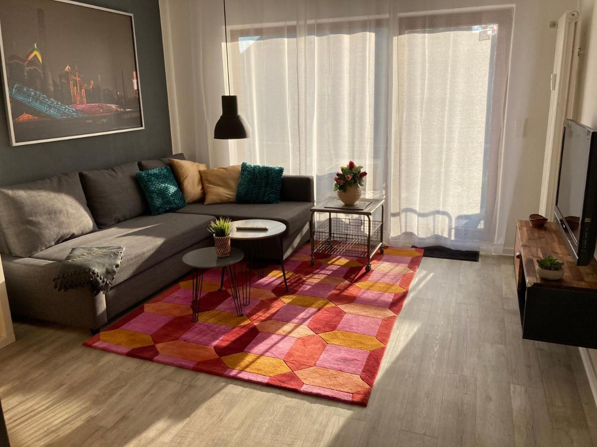 Living At Saarpartments -Adults Only- 2 Bedroom, Netflix - Business & Holiday Apartments For Long- And Short Term Stay, 3 Min To Train Station, Secure E-Bike Parking! Σααρμπρύκεν Εξωτερικό φωτογραφία